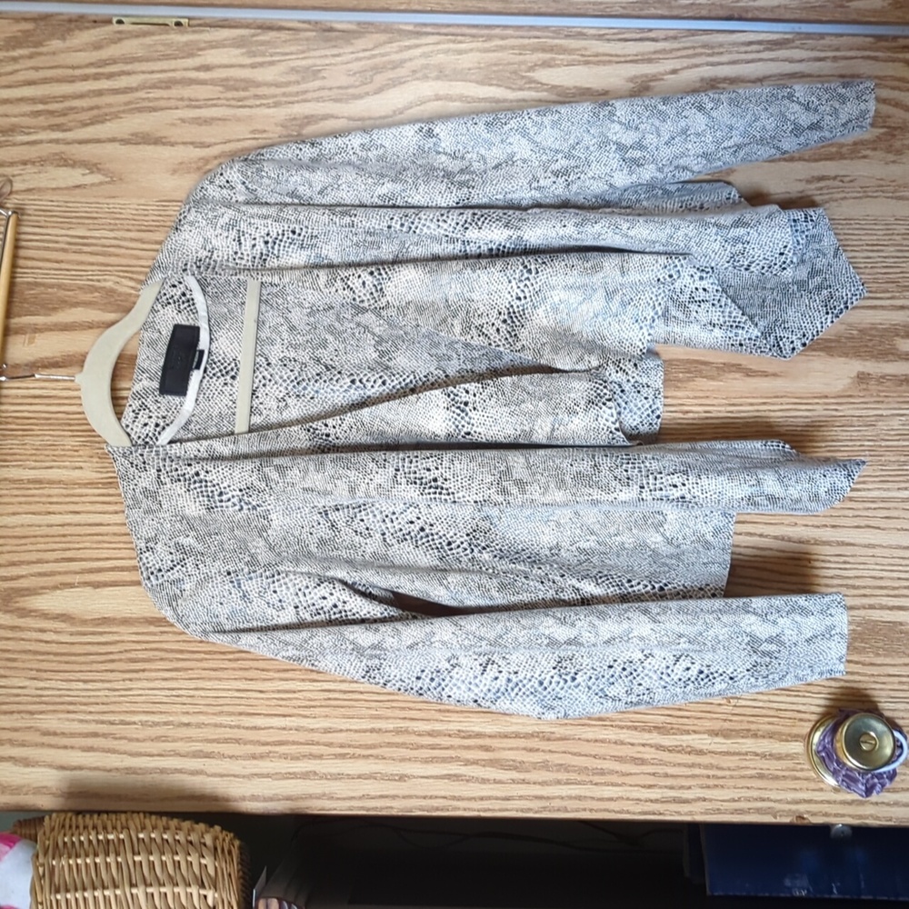Jacket soft material snake skin inspired